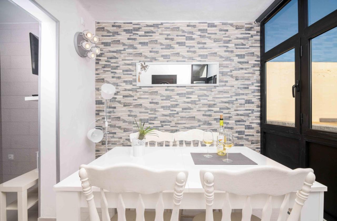 Casa Nina Apartment Tias Ngoại thất bức ảnh